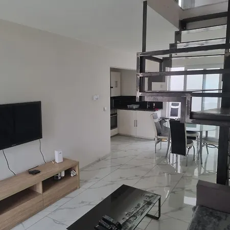 Apartment Duplex Moderne Avec Parking Gratuit *