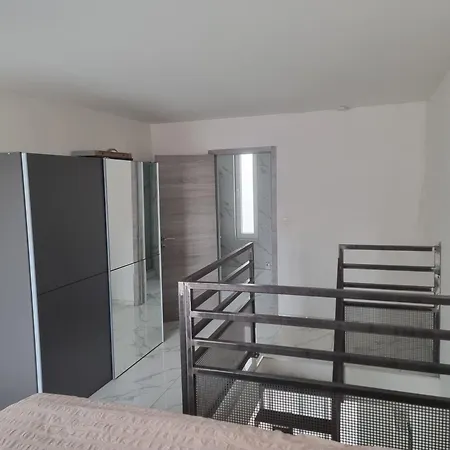 Duplex Moderne Avec Parking Gratuit Colfontaine